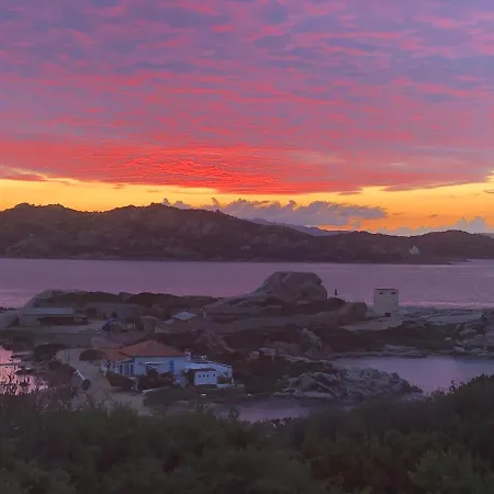 A Punta Tegge Il Mare La Il Tramonto Ferienhaus La Maddalena (Sassari)