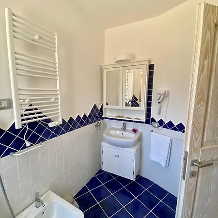 A Punta Tegge Il Mare La Il Tramonto Prázdninový dům La Maddalena (Sassari)